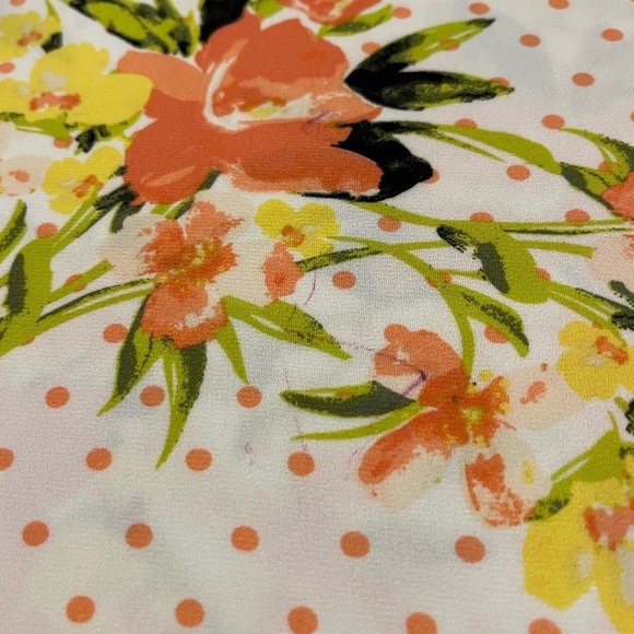 EST. 1946 Floral Sleeveless Top - Size Large - Picture 10 of 10